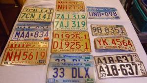 lot 485 image: (20) License Plates - Mostly Pairs