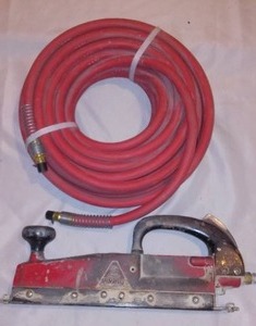 lot 494 image: New Air Hose And Viking Sander Filer
