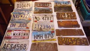 lot 498 image: (19) License Plates  (1) Pair