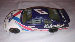 lot 513 image: NASCAR Mark Martin Valvoline #6
