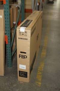 lot 6 image: Samsung 55 Flip PM55F-BC All-In-One HD Video Signage Display with Integrated Media Player & Touch Screen Technology - NEW