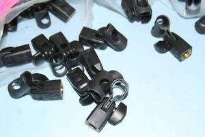 lot 75 image: Lot of 207 Units - Audio Technica Quick-Mount Microphone Mic Stand Adapter  Adaptor