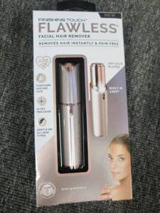 lot 6 image: new finishing touch flawless facial...