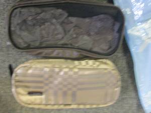 lot 40 image: new universal cable organizer trave...