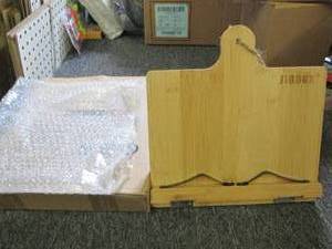 lot 67 image: new bamboo cookbook holder ...