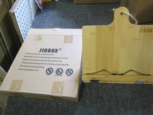 lot 68 image: new bamboo cookbook holder ...
