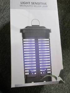 lot 99 image: new light sensitive mosquito killer...