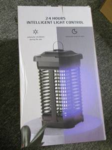 lot 100 image: new light sensitive mosquito killer...