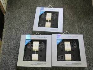lot 104 image: 3 new blueflame headphone hubs ...