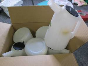 lot 184 image: new case of 6 lubrimatic plastic 2 ...