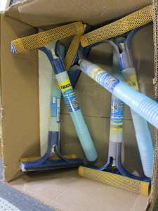lot 187 image: 5 new rain x spray squeegees...