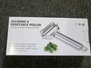 lot 219 image: new julienne and vegetable peeler ...