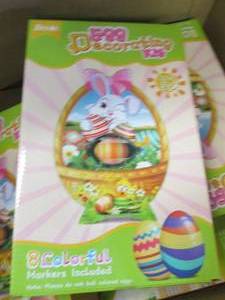 lot 224 image: 5 new egg decorating kits ...