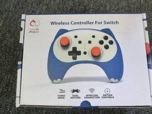 lot 254 image: new wireless controller for nintend...