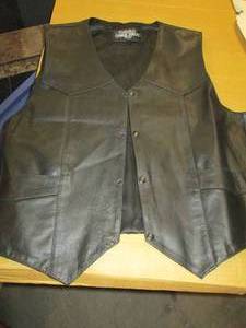 lot 325 image: leather motorcycle vest size 58 ...