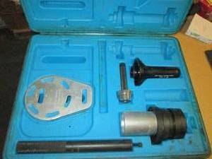 lot 336 image: OTC front drive axle service kit T7...