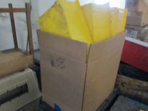 lot 384 image: 50 various size yellow part trays ...