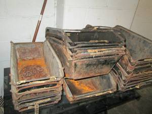 lot 390 image: 20 various size metal parts bins ...