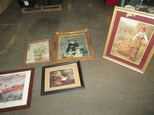 lot 400 image: 5 picture frames with art work ...