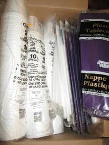 lot 427 image: box of styrofoam cups and plastic t...