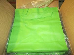 lot 465 image: box of 100 13 inch x 5 inch x 13 in...