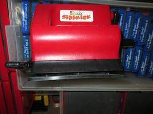 lot 467 image: box of sizzix sidekick and a lot of...
