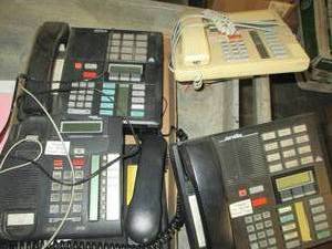 lot 511 image: Lot of phones ...