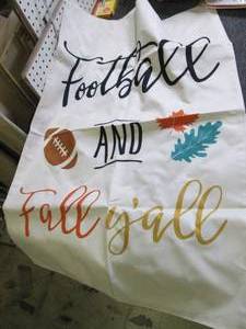 lot 540 image: 6 new 28 inch x 40 inch outdoor dec...