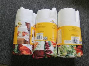 lot 544 image: 3 new harvest fabric tablecloths ...