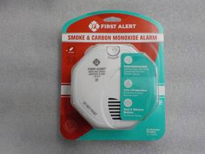 First Alert Smoke and Carbon Monoxi...