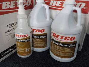 2 Gallon Jugs Betco Ultra Spray Foa...