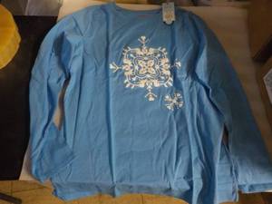 12 size XXL T-shirts Cat a...
