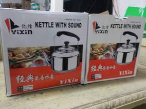 2 YIXIN Stainless Steel Kettles wit...