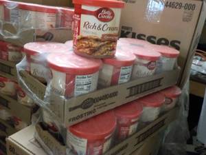 2 - 8 packs Betty Crocker Pecan Coc...