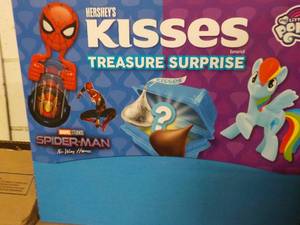 2 - 80 ct Boxes Hersheys Kisses Tr...