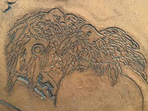 lot 33 image: Etched Native American Eagles Wall Hanging