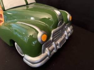lot 123 image: Surfs Up - Cookie Jar