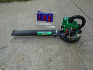 Weed Eater gas powered blower. Tested & works. As shown.
