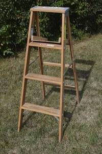 lot 34 image: Werner 4 Ft. Ladder