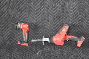 lot 65 image: Milwaukee hackzall & worklight tools