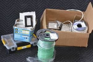 lot 133 image: various wire stanley organizer with contents and plates