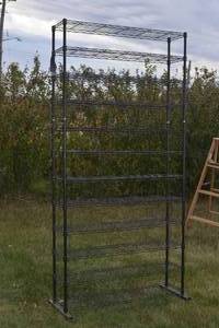 lot 198 image: wire shelf