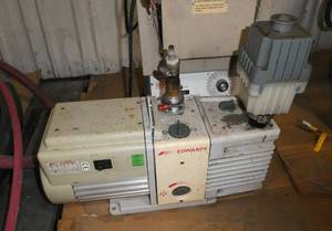 lot 21 image: Edwards vacuum pump