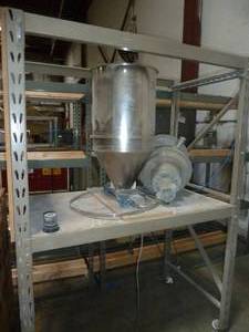 lot 50 image: Conair vacuum loader