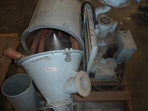 lot 109 image: Pallet of hopper dryer unit