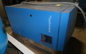 lot 110 image: Hydrovane 5hp compressor