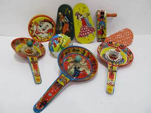 lot 161 image: Group of Vintage Tin Litho Noisemaker Toys