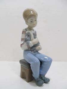 lot 167 image: Vintage Lladro Nao Porcelain Figurine - Boy wDog