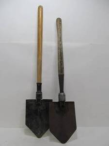 lot 132 image: 2 Orig WW2 Folding Foxhole Shovels