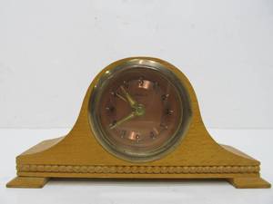 lot 49 image: Smaller Vintage 1930s German Desk Clock